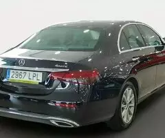 Mercedes-Benz E 220 d 4Matic - 4